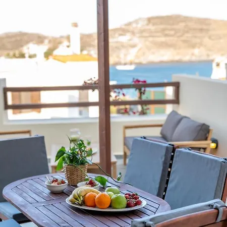 Syra Vari (Syros)
